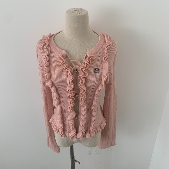Chanel pink Sweater - Picture 1 of 11